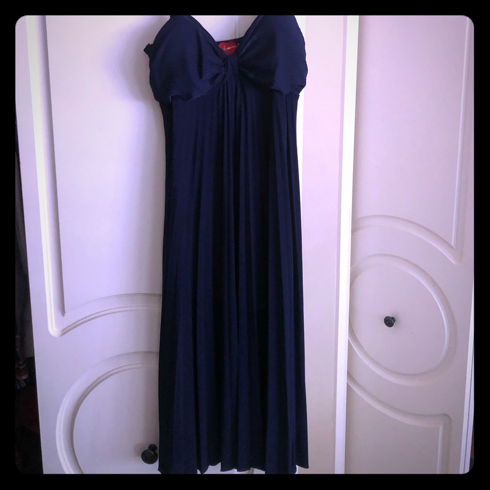 Flowy dark blue dress